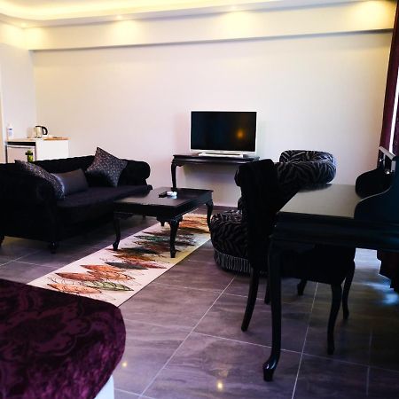 Marine View Hotel Ялова Екстериор снимка