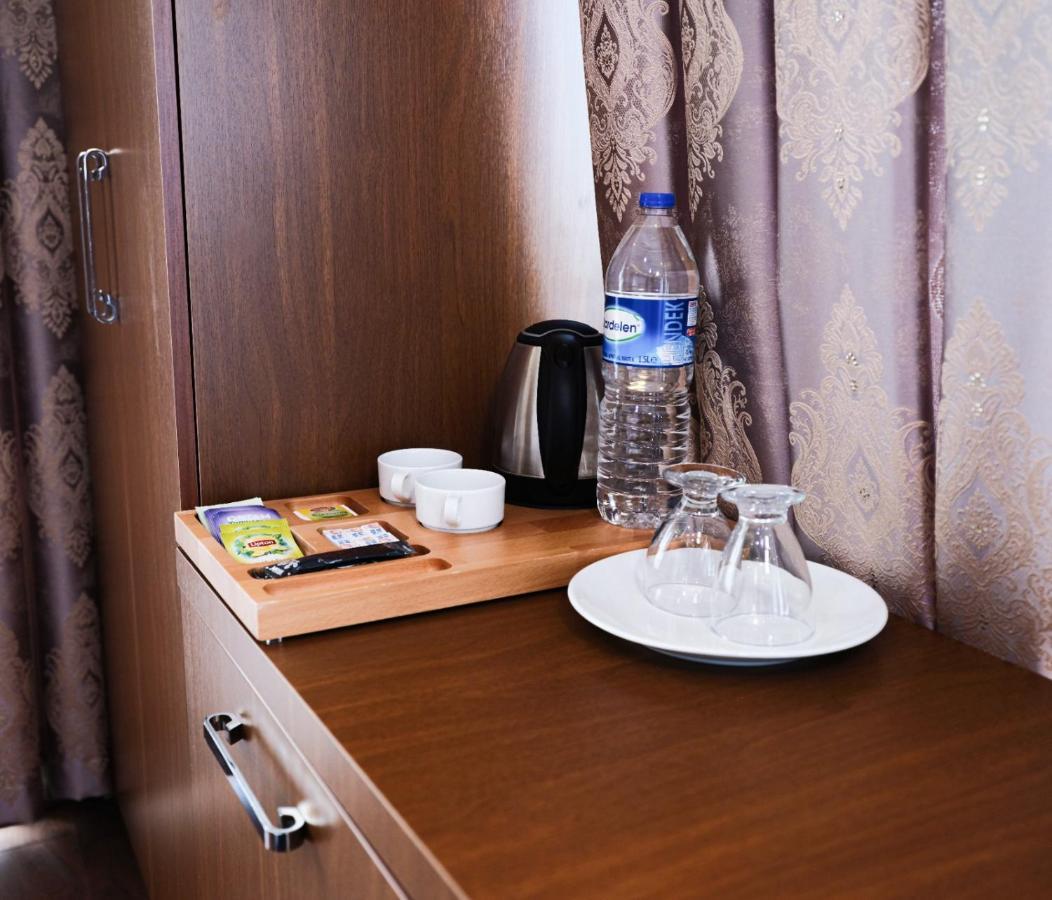 Marine View Hotel Ялова Екстериор снимка